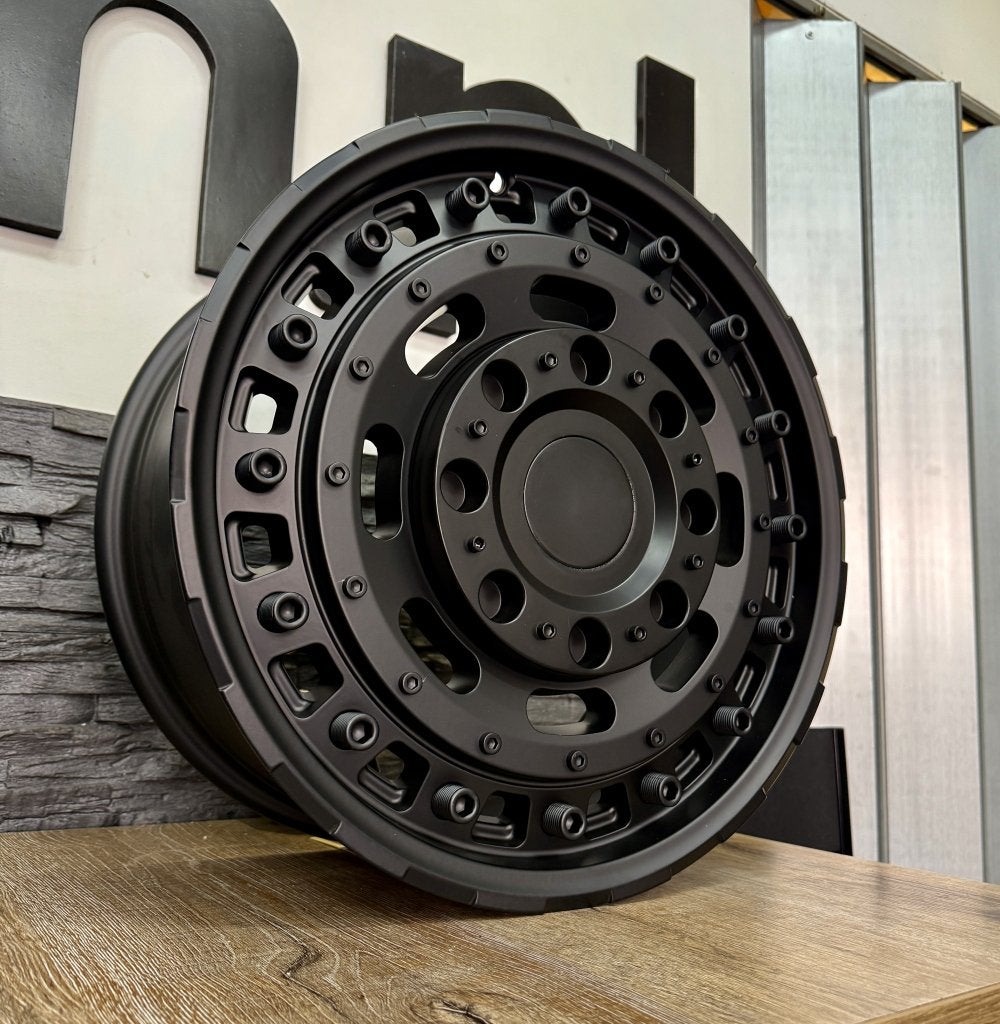 Mercedes Sprinter Crafter offroad 17 inch 6x130 zwart velgen, Niet ingevuld, Bestelwagen, Velg(en), Niet ingevuld