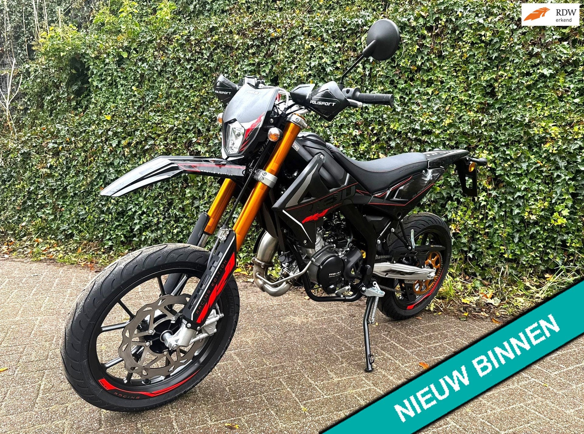 Rieju MRT Pro EURO5+ NIEUW Zwart/Rood BETAAL met in3, R
r  r, NL, 49 cc, 6 versnellingen, R