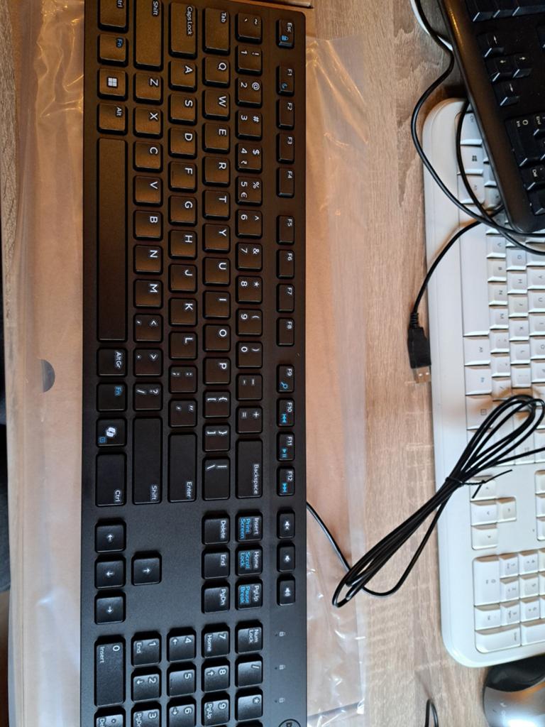 DELL NIEUW bekabeld toetsenbord - KB216 - VS int (QWERTY) -, Computers en Software, Toetsenborden, Nieuw, Ophalen of Verzenden
