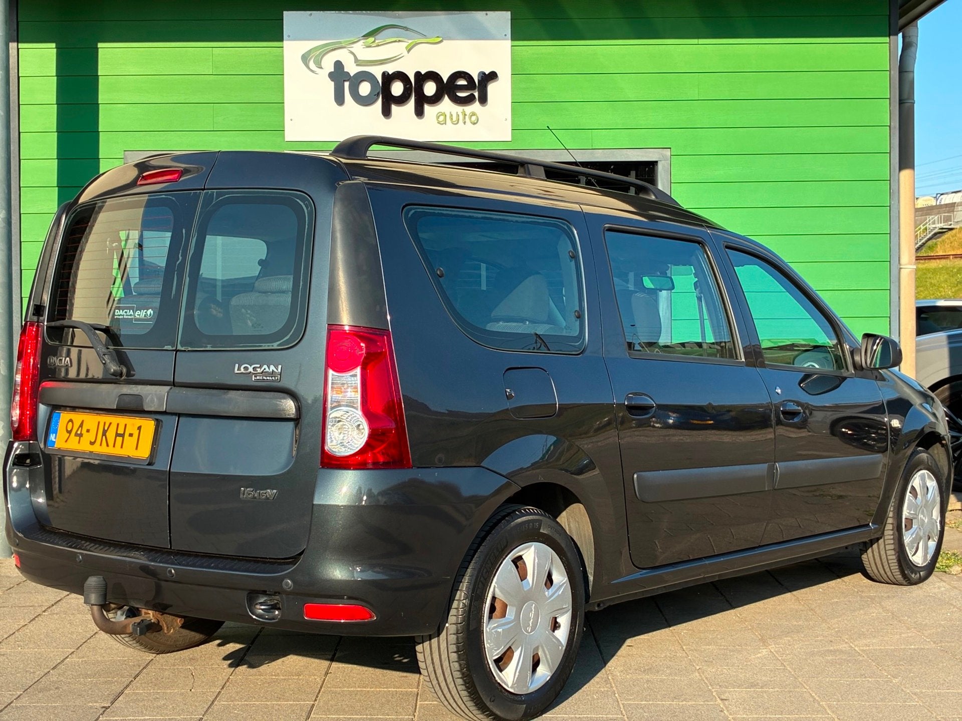 Dacia Logan MCV 1.6-16V Lauréate 7p.|1e Eigenaar|D-riem v.v, Gebruikt, 7 stoelen, Origineel Nederlands, Bedrijf