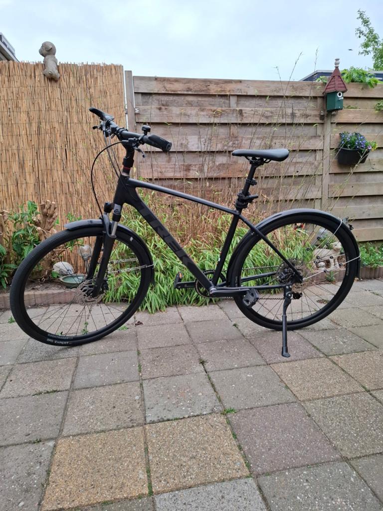 Trek dual sport 3 model 2023. Mat zwart. Maat L., Hardtail, Heren, Zo goed als nieuw, Schijfrem