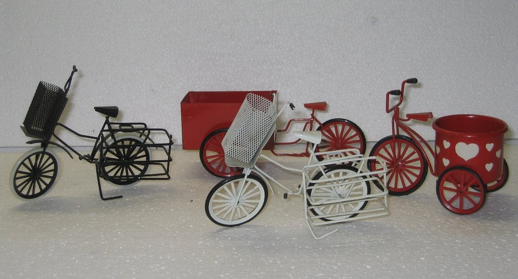 Lot / 4 miniatuur bakfietsen  -  8037, Antiek en Kunst, Ophalen