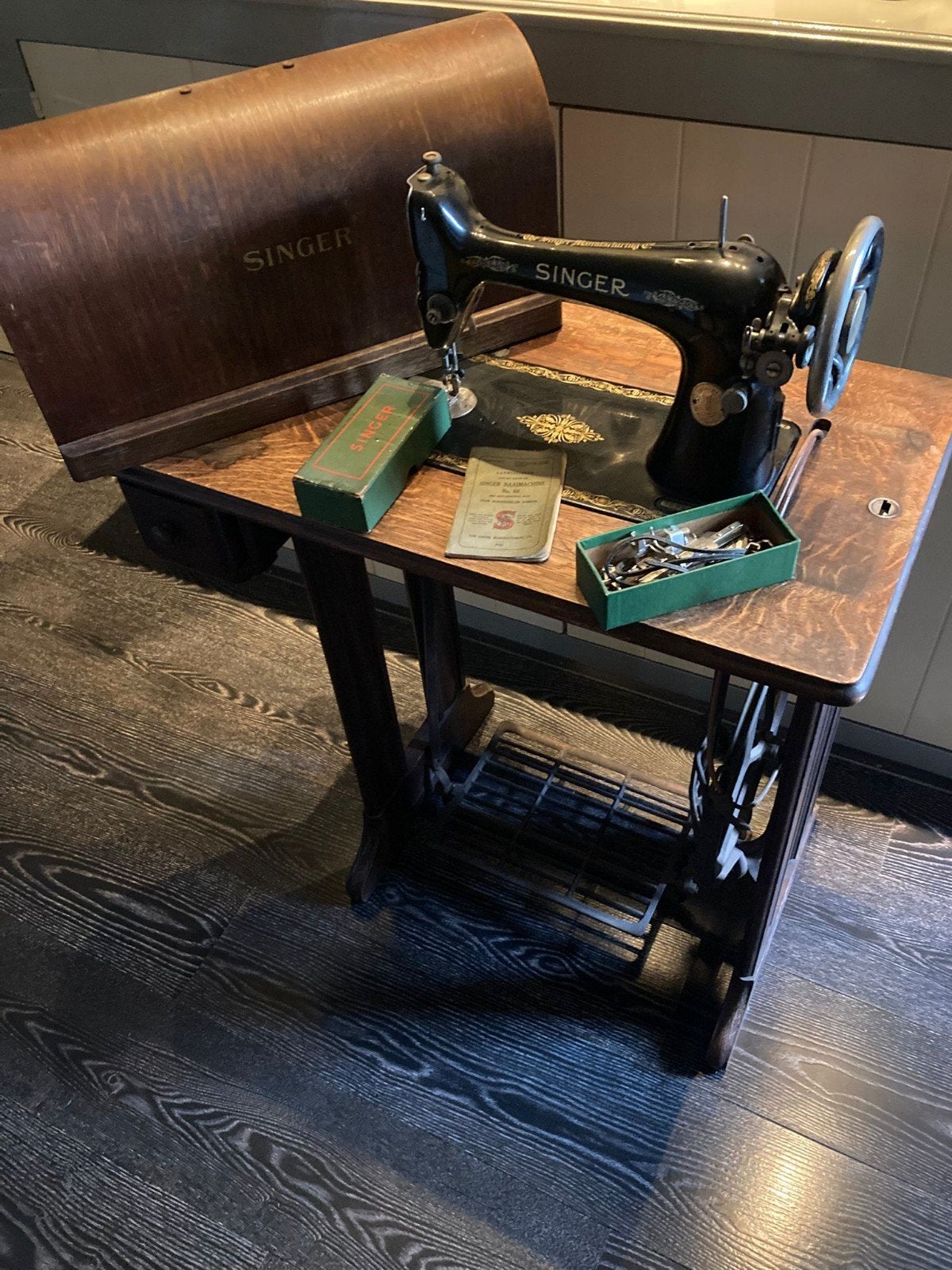 Singer naaimachine 40€  alleen snaar dient te worden vervang, Ophalen