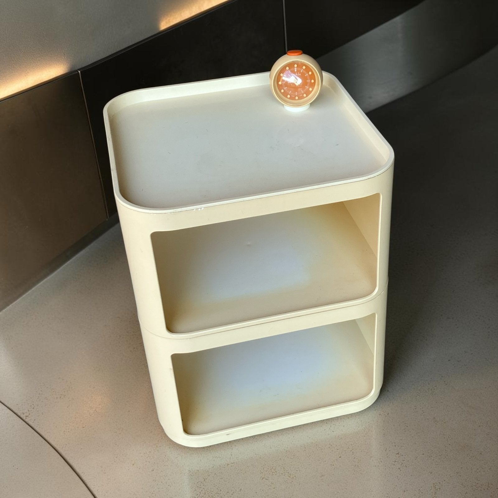 Kartell Componibili Bijzettafel - Anna Castelli Ferrieri, Huis en Inrichting, 45 tot 60 cm, Gebruikt, Vierkant, Huysmans