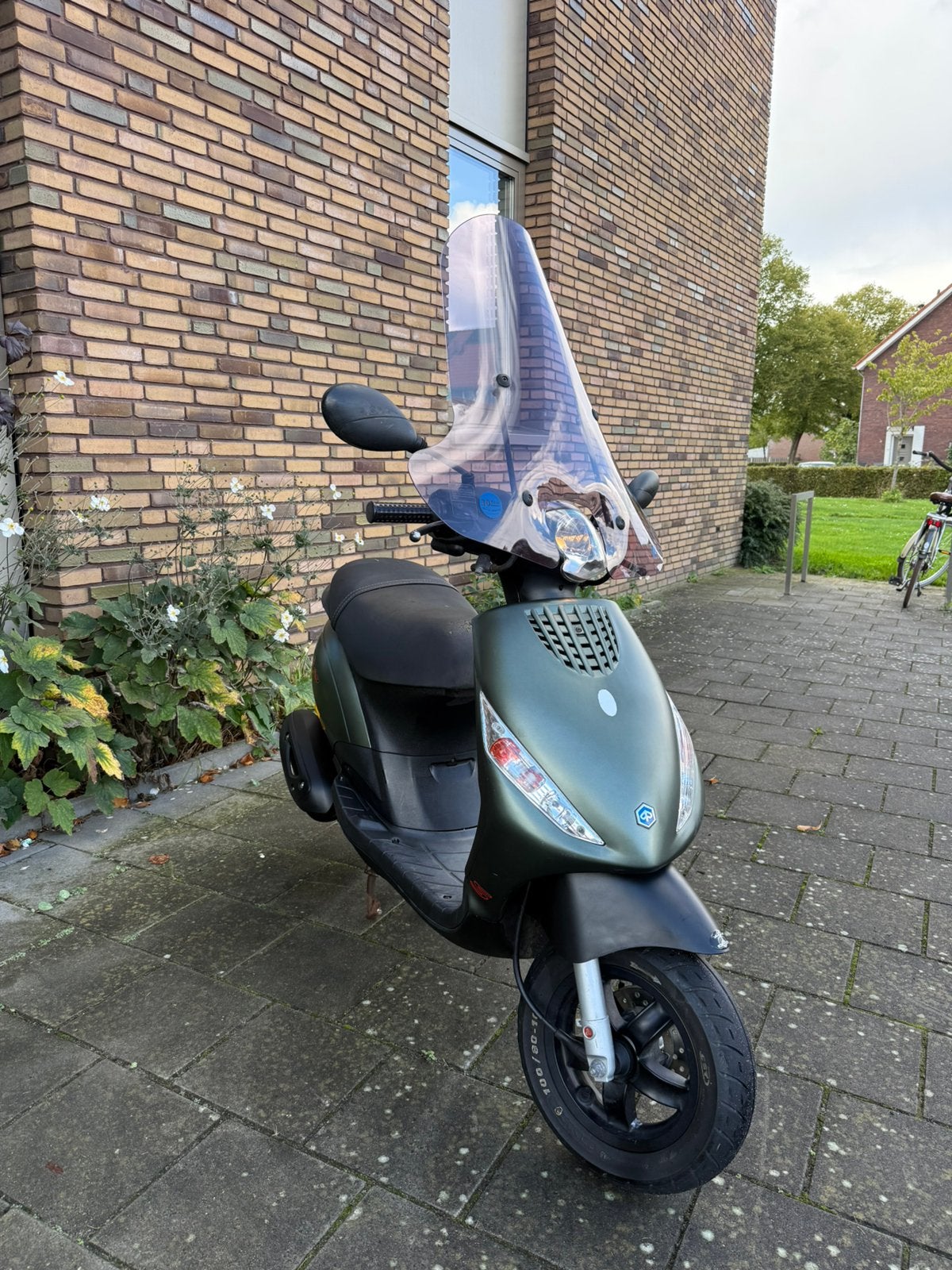 Piaggio Zip iGet 2018 | Blauw kenteken | Topstaat, Ophalen, Zip, Zo goed als nieuw, Benzine