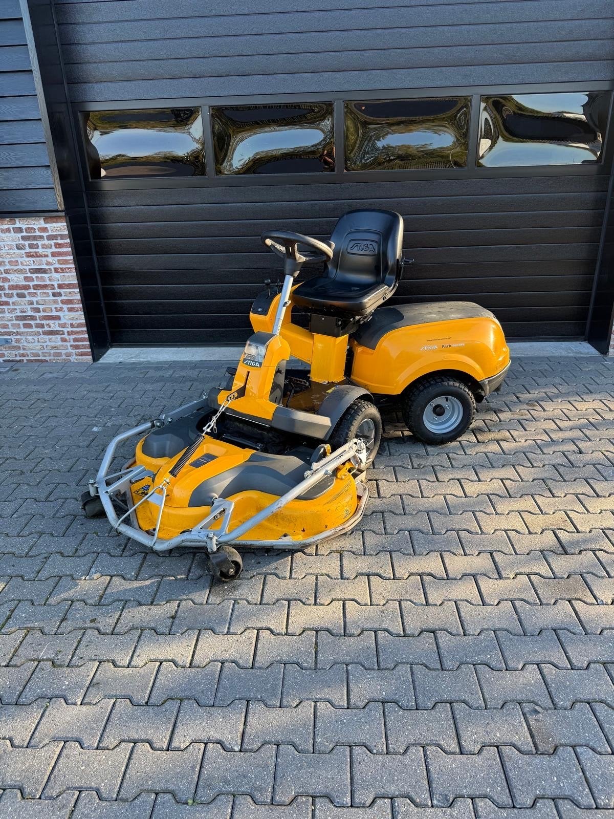 Stiga Park 540 DPX Zitmaaier - DIESEL 4wiel drive, Tuin en Terras, Ophalen, Cirkelmaaier, Zo goed als nieuw, Benzine-grasmaaier