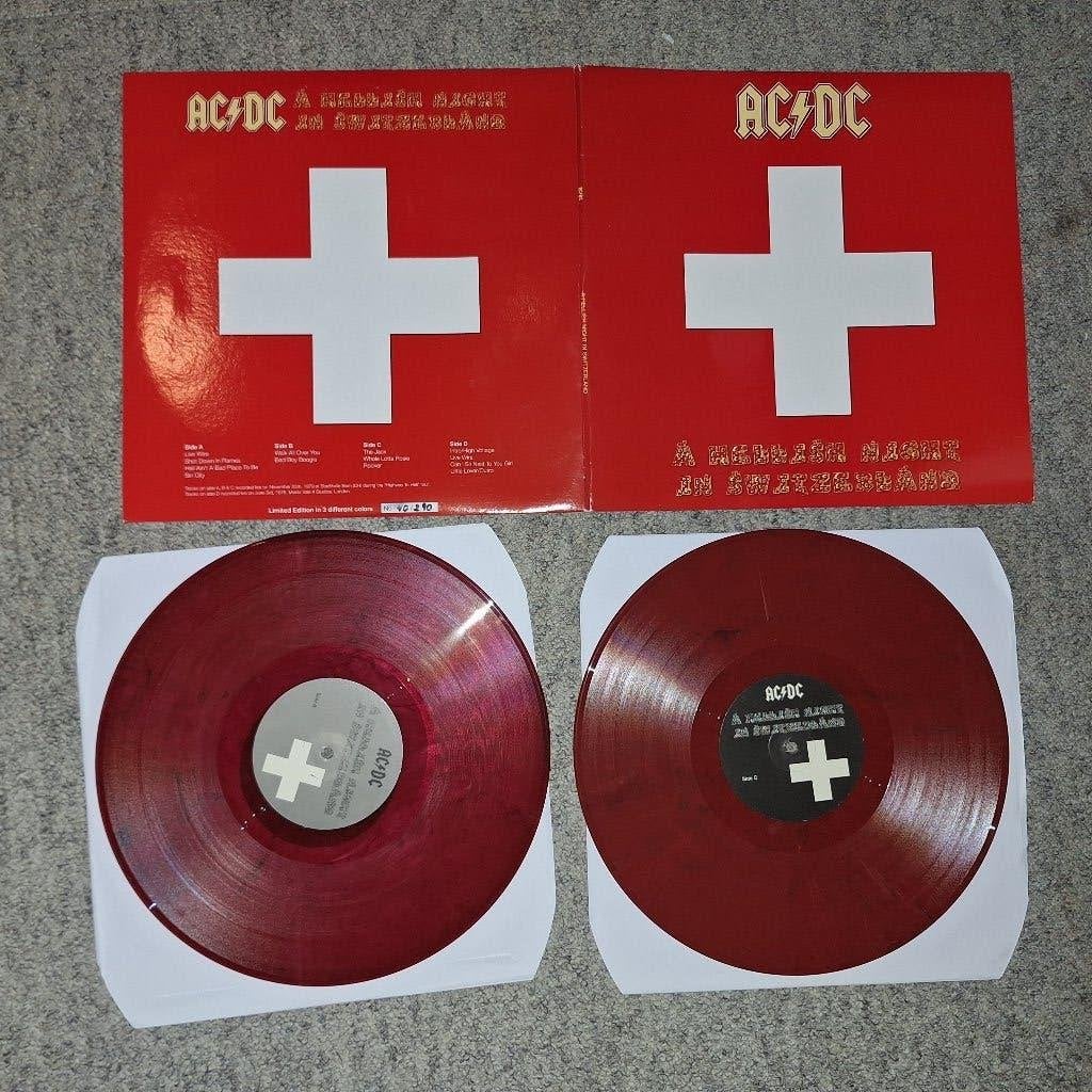 ac/dc - a hellish night in switzerland 2 lp, Cd's en Dvd's, Vinyl | Rock, Ophalen of Verzenden, Zo goed als nieuw, 12 inch, Poprock
