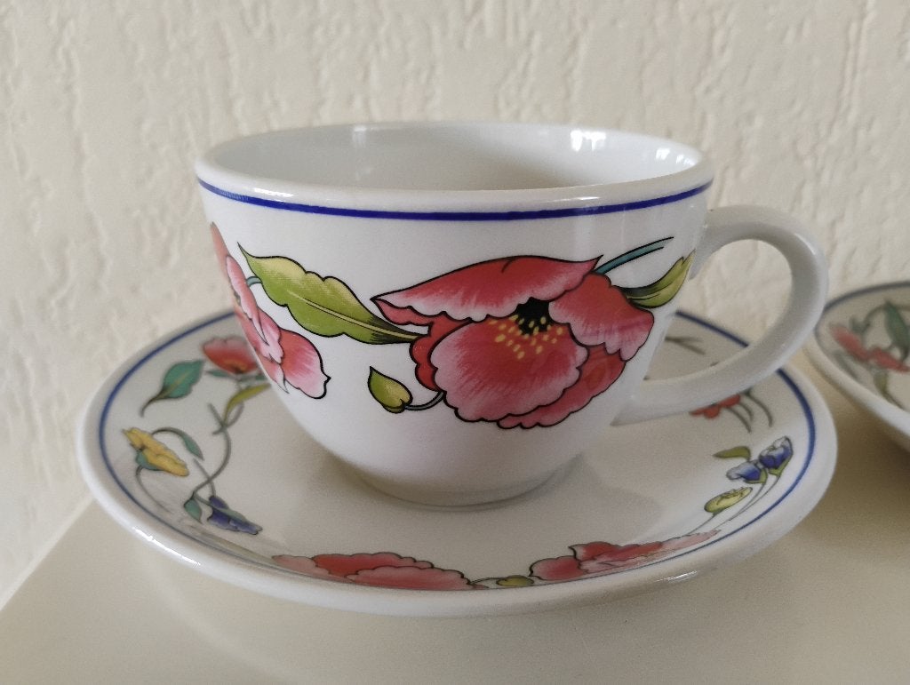 Kop en schotels Alpine Meadow servies los te koop, Huis en Inrichting, Overige merken, Ophalen of Verzenden, Zo goed als nieuw