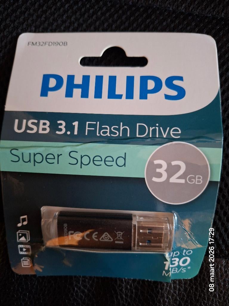 USB stick 32 gb, Ophalen of Verzenden, Nieuw