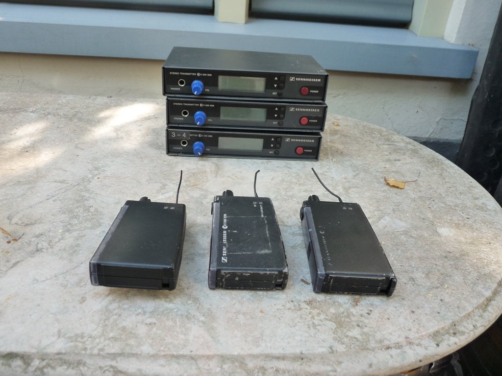 Sennheiser In Ear IEM 3 sets 830..870MHz, AUX-ingang, Overige typen, Refurbished, Minder dan 60 watt
