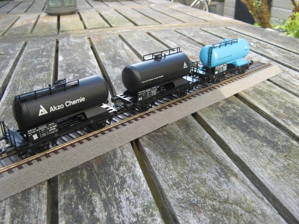 Drietal NS ketelwagons Akzo Chemie van Liliput, Treinset, Gelijkstroom, Ophalen of Verzenden, Roco