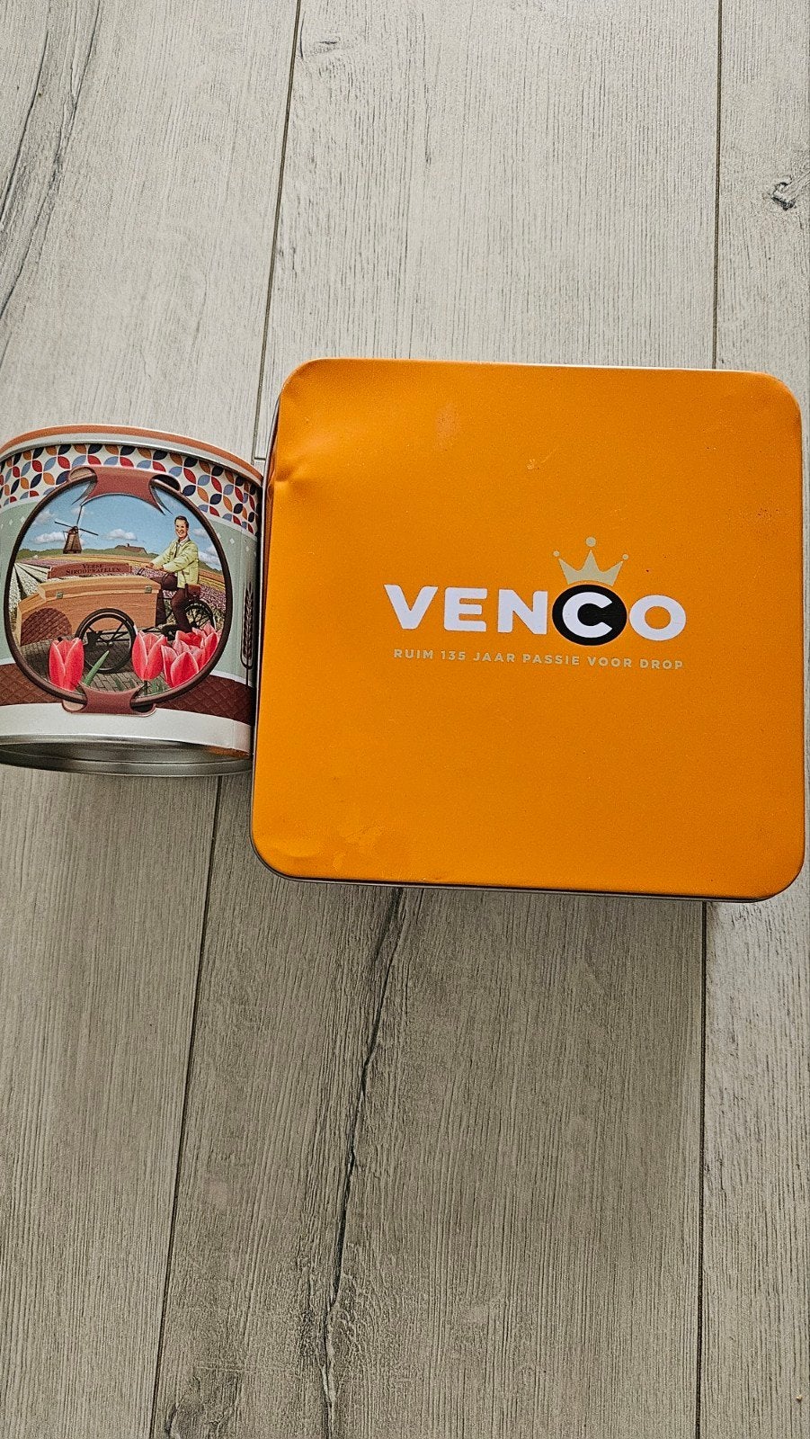 Vintage blikken: Verkade koekblik en Venco dropblik, Ophalen of Verzenden, Gebruikt, Koek(jes), Verkade