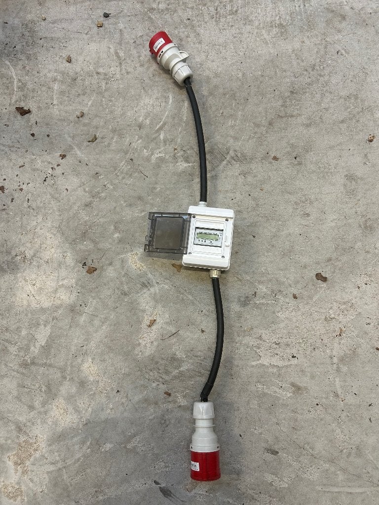 3x 32A CEE tussenmeter kWh meter krachtstroom, Ophalen of Verzenden, Zo goed als nieuw