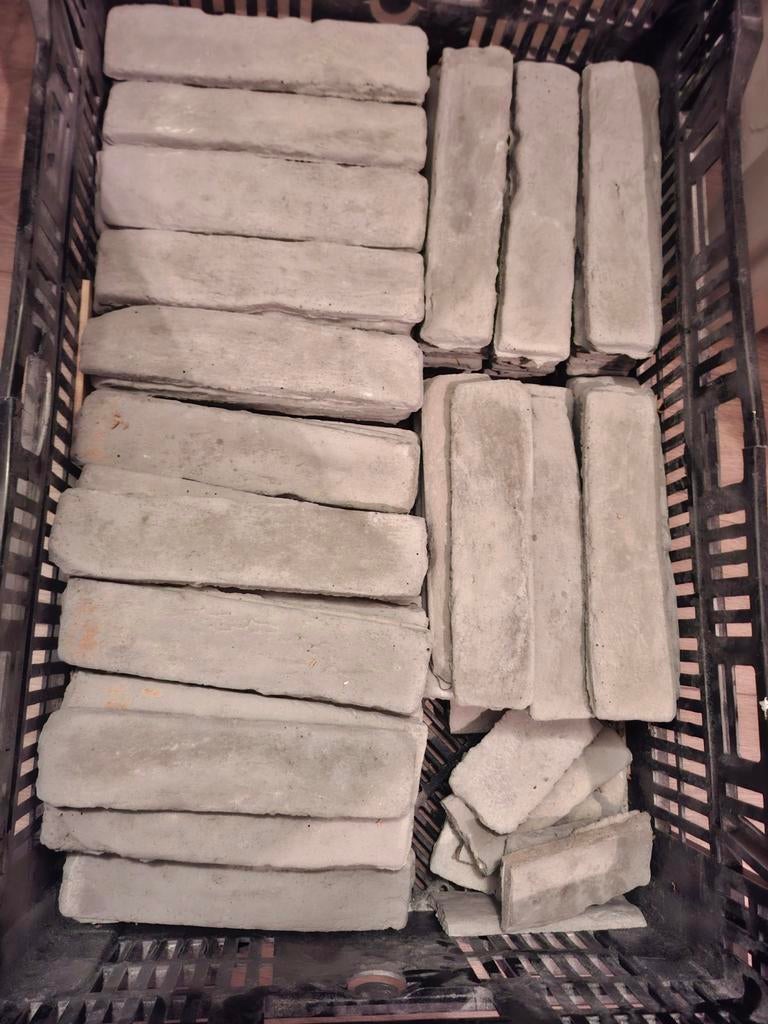 Raw stones waaltjes en Abbey stones ongeveer 4,8 m2, Doe-het-zelf en Verbouw, Tegels, Ophalen, Minder dan 20 cm, Minder dan 5 m²