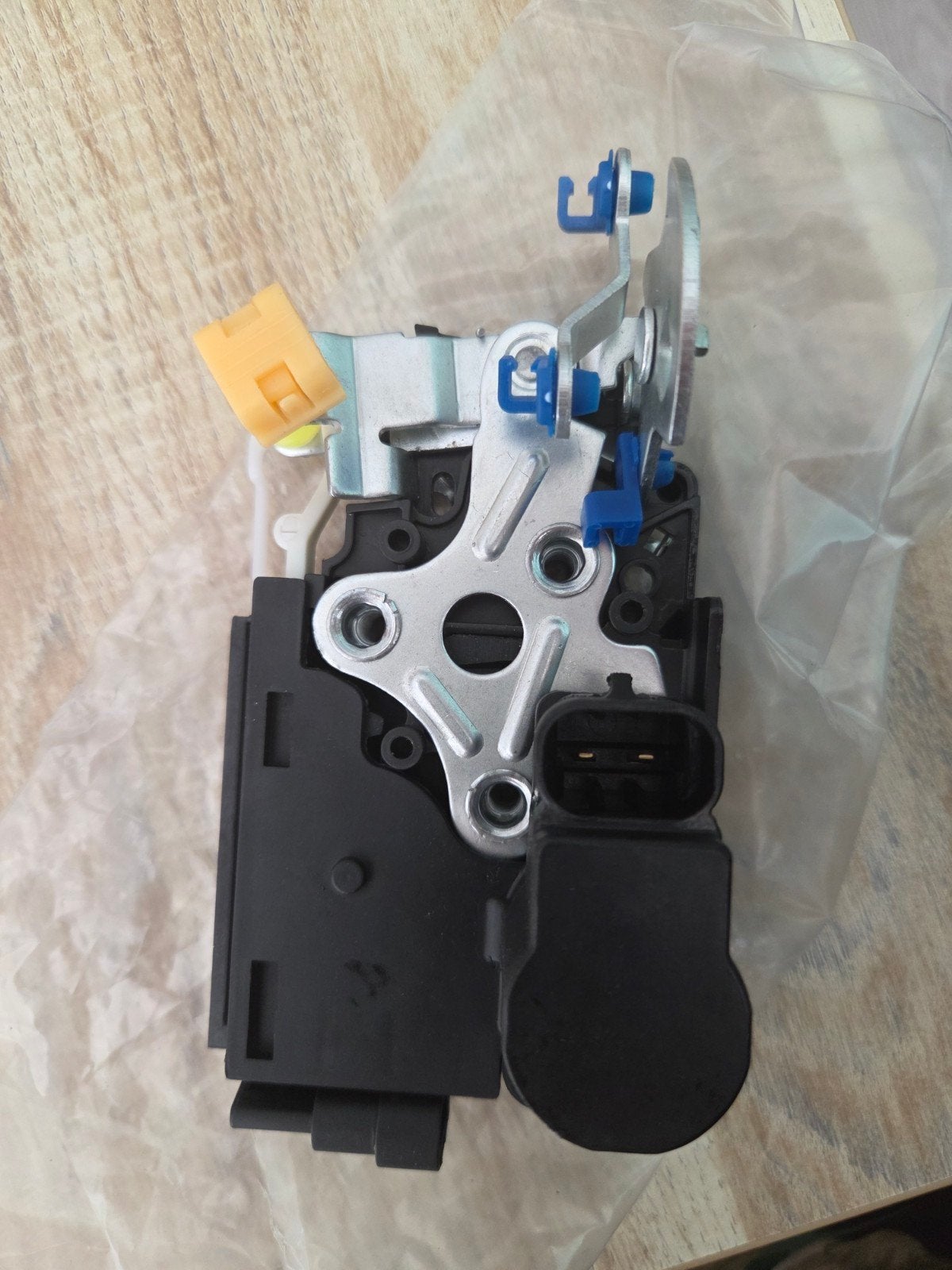 Deurvergrendeling met actuator linksvoor, Ophalen of Verzenden, Nieuw, Chevrolet