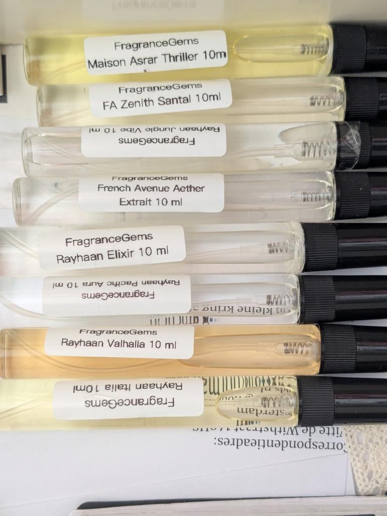 Diverse parfum samples 10ml (rayhaan & french avenue), Ophalen of Verzenden, Rechthoekig, Minder dan 25 cm