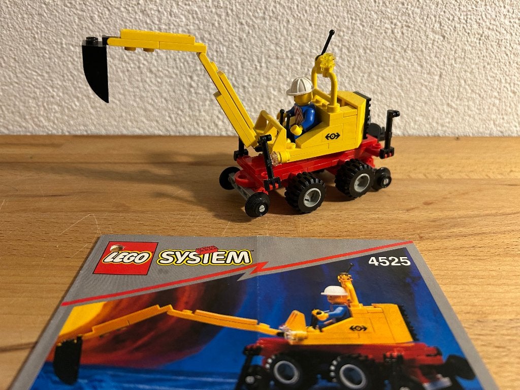 Lego City 9V Train 4525 - Road and Rail Repair, Kinderen en Baby's, City, Lego, Ophalen of Verzenden, Zo goed als nieuw