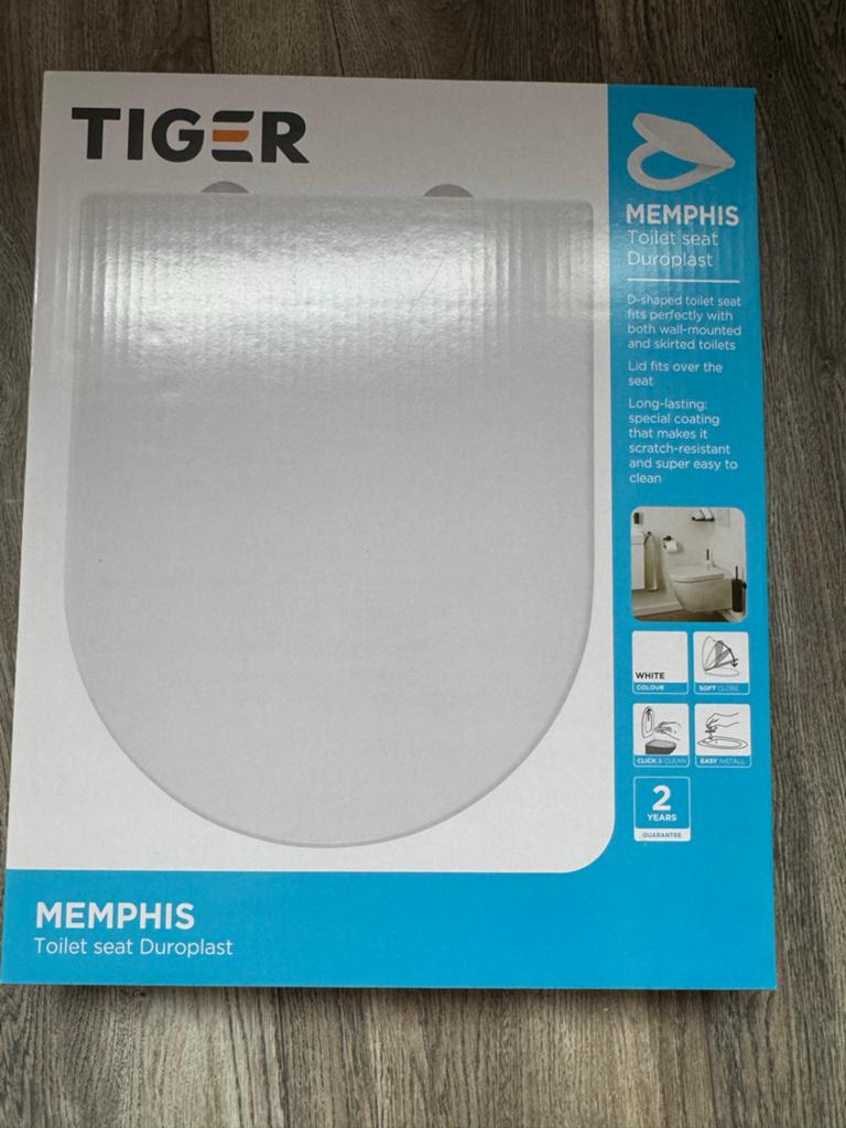 Twee nieuwe Tiger Memphis Duroplast toiletzittingen, Doe-het-zelf en Verbouw, Sanitair, Ophalen, Nieuw, Toilet