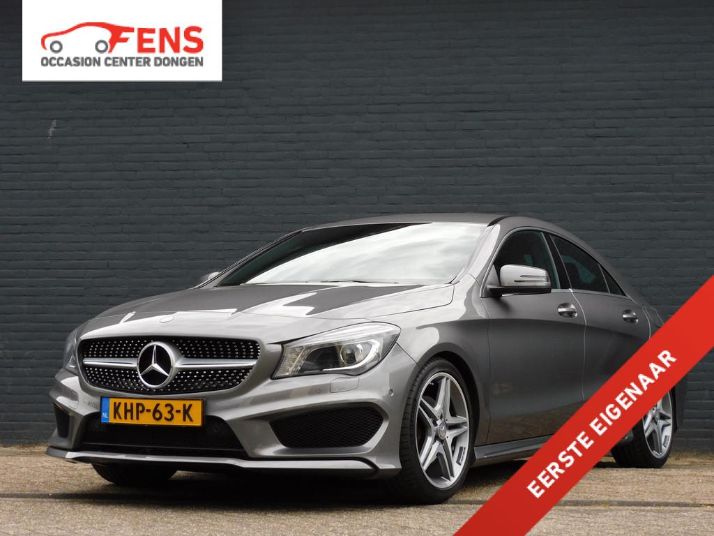 Mercedes-Benz CLA-Klasse AMG LINE 180 Prestige TOPSTAAT! 1e, Gebruikt, 4 cilinders, 715 kg, Lichtsensor