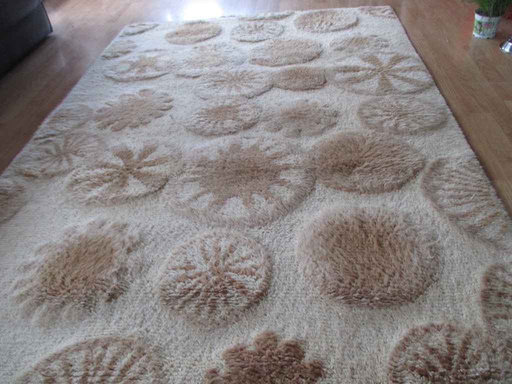 Bergoss jaren 70 reliëf vloerkleed space age design retro, Gebruikt, 100 tot 150 cm, Bergoss, Beige