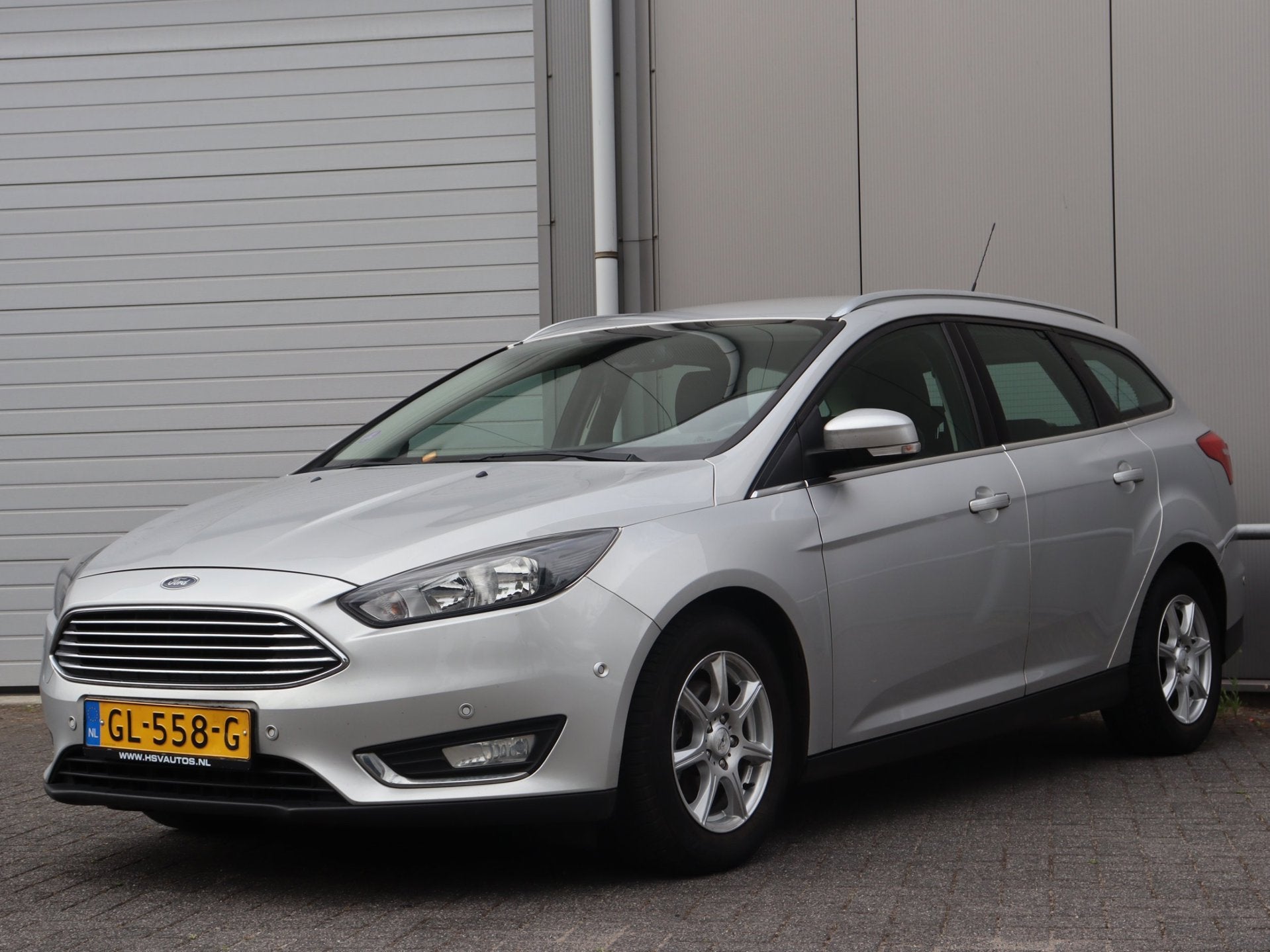 Foto 6 van Ford Focus Wagon 1.0 Titanium Edition navi LM airco org NL
