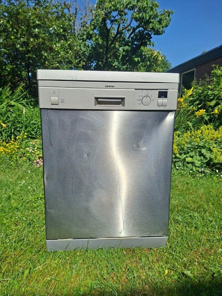 Goed werkende vaatwasser, nette staat met gebruikerssporen, Gebruikt, Minder dan 85 cm, Ophalen of Verzenden, Voorspoelprogramma