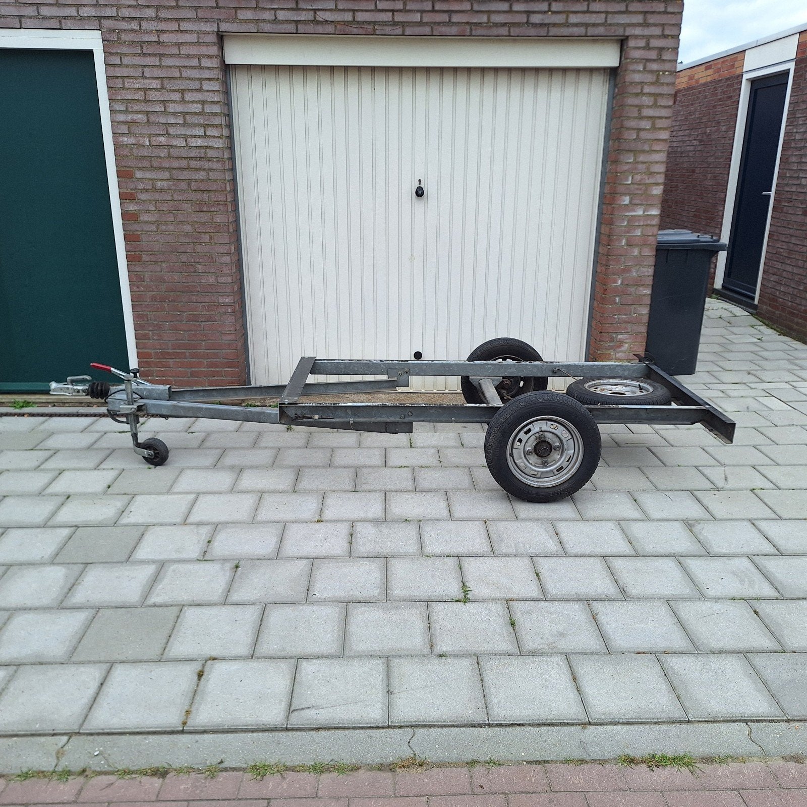 Te koop geremd onderstel met Alco 650kg as, Ophalen, Gebruikt