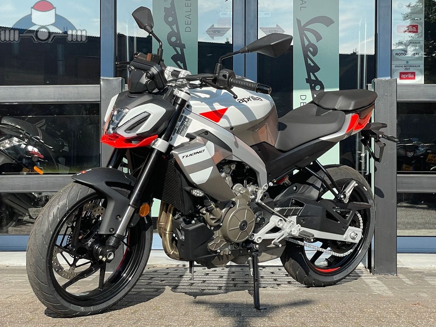 Aprilia Tuono 457  Puma Grey 2026 voorraad korting!, 2 cilinders, Bedrijf, Onbekend, APRILIA
