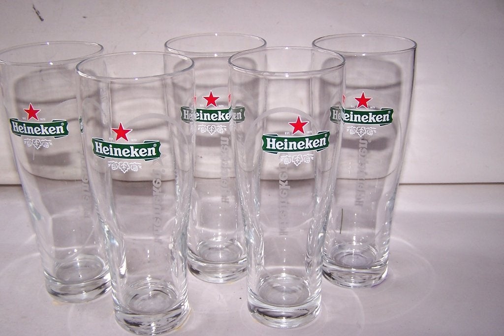Set van 5 Heineken bierglazen. Zie foto's., Verzamelen, Ophalen of Verzenden, Zo goed als nieuw, Glas of Glazen, Heineken