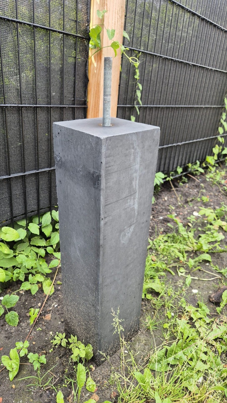 6x Betonnen paal met draadeind - ideaal voor schutting/poort, Ophalen, Palen