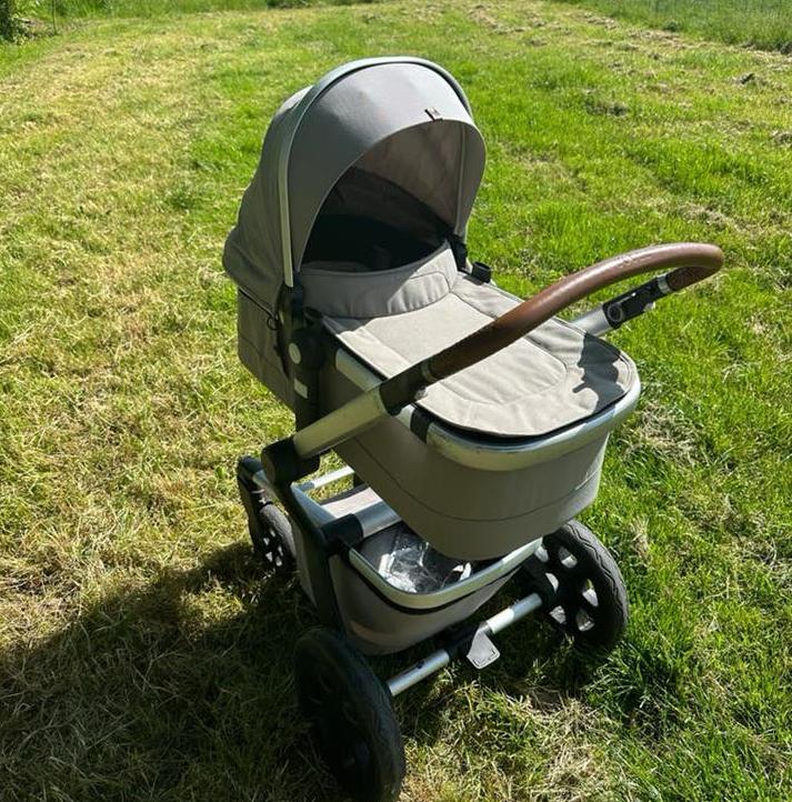 Joolz Day 2 kinderwagen met maxicosi, Zo goed als nieuw, Combiwagen, Verstelbare duwstang, Ophalen