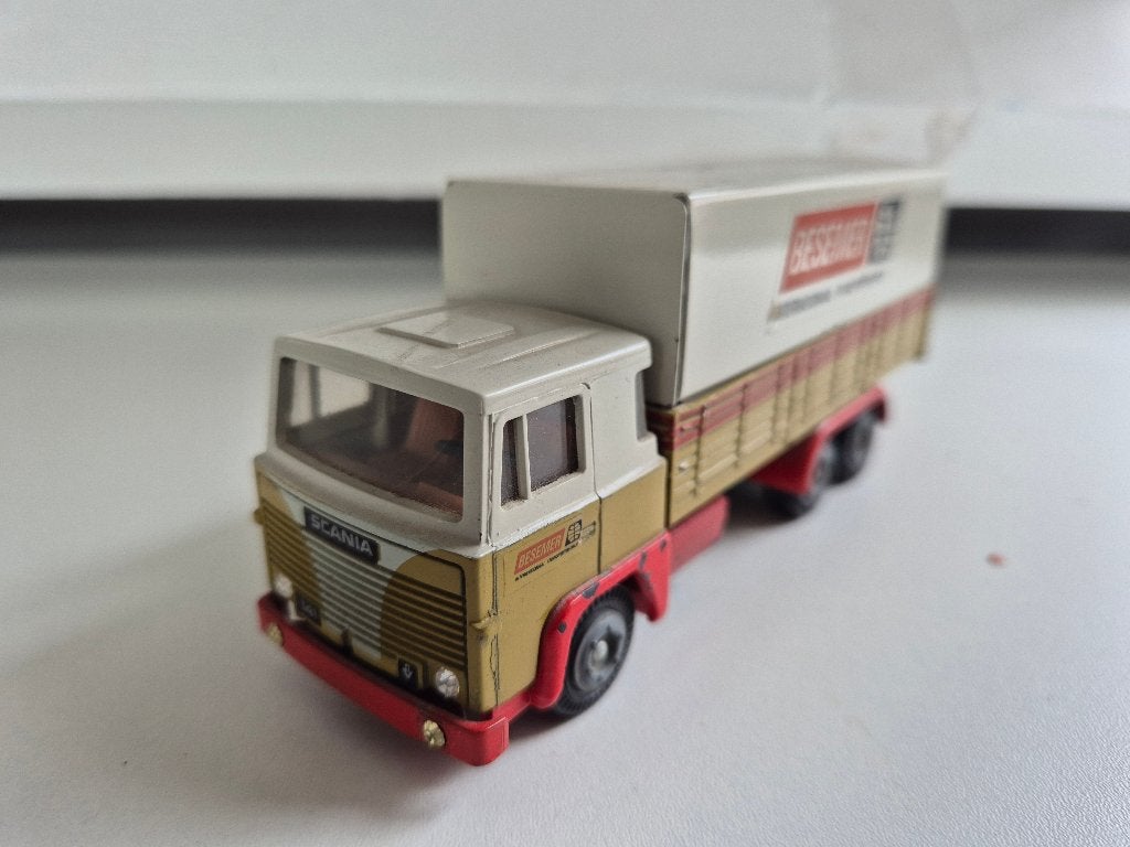 Tekno  Scania 141 Besemer, Hobby en Vrije tijd, Ophalen of Verzenden, Gebruikt, Bus of Vrachtwagen, Tekno