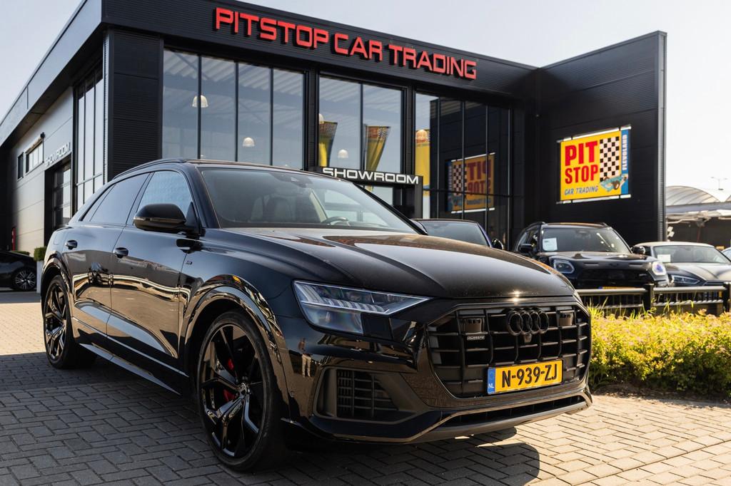 Audi Q8 55 TFSI e quattro S-Line, Massage, Pano, 22inch, Tre, Auto's, Audi, Bedrijf, Te koop, Q8, 360° camera, 4x4, ABS, Achteruitrijcamera