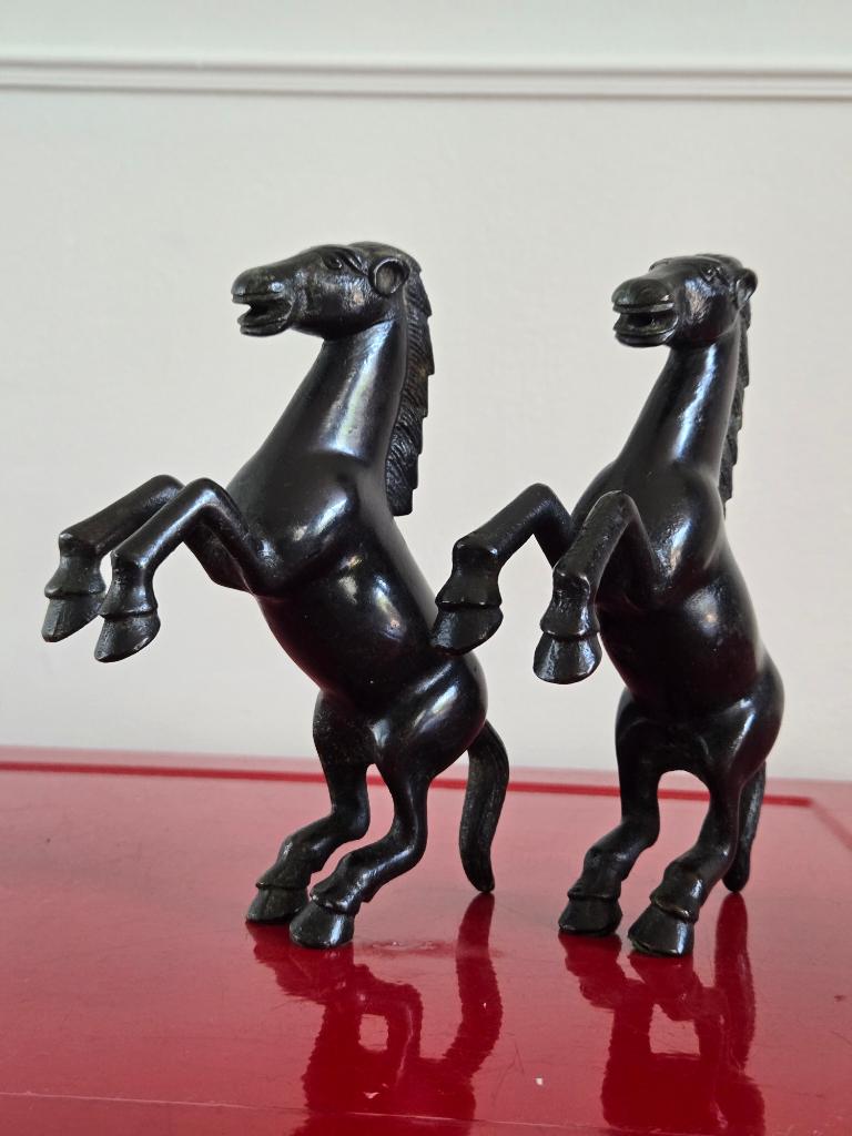 Set van 2 bronzen paarden Tang Style, Minder dan 20 cm, Handgemaakt, Ophalen of Verzenden, Brons