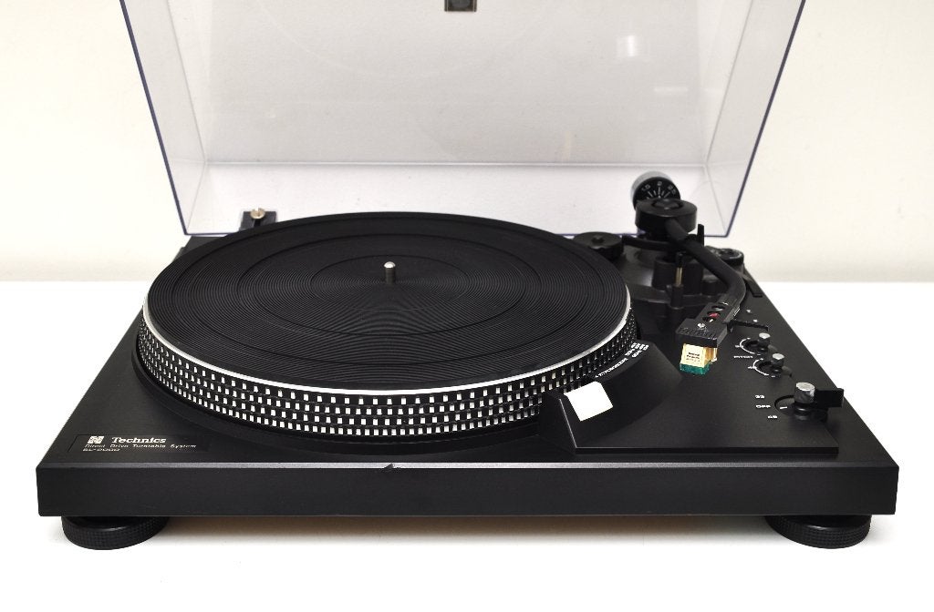 TECHNICS SL-2000 direct drive platenspeler., Gebruikt, Pitch-regelaar, Ophalen of Verzenden, Platenspeler