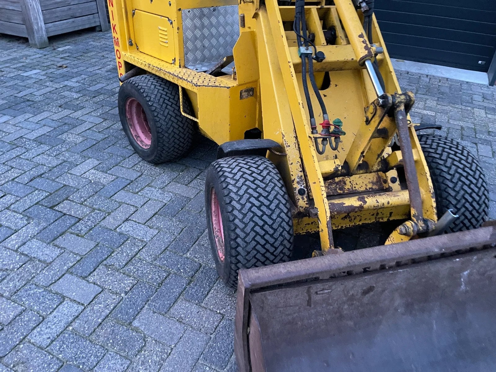 Knikmops 90 mini shovel - KM 90 - Giant Weidemann Schaffer, Wiellader of Shovel