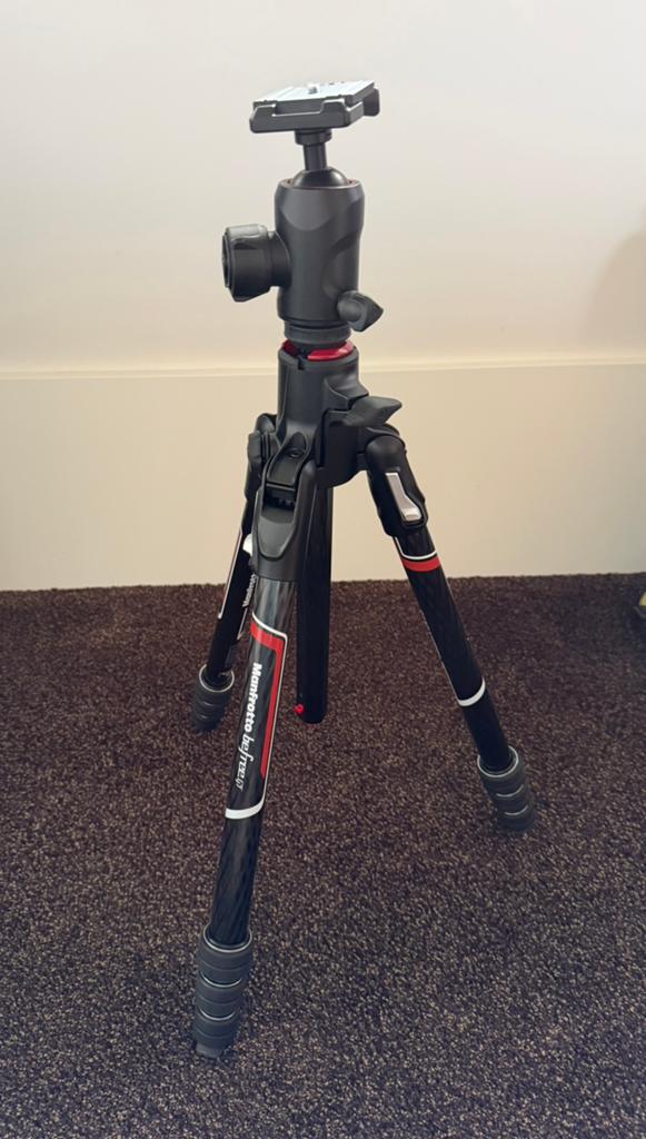 Manfrotto BeFree GT Pro Carbon Tripod + MH496-BH Ball Head, Nieuw, 150 tot 175 cm, Met balhoofd, Ophalen of Verzenden