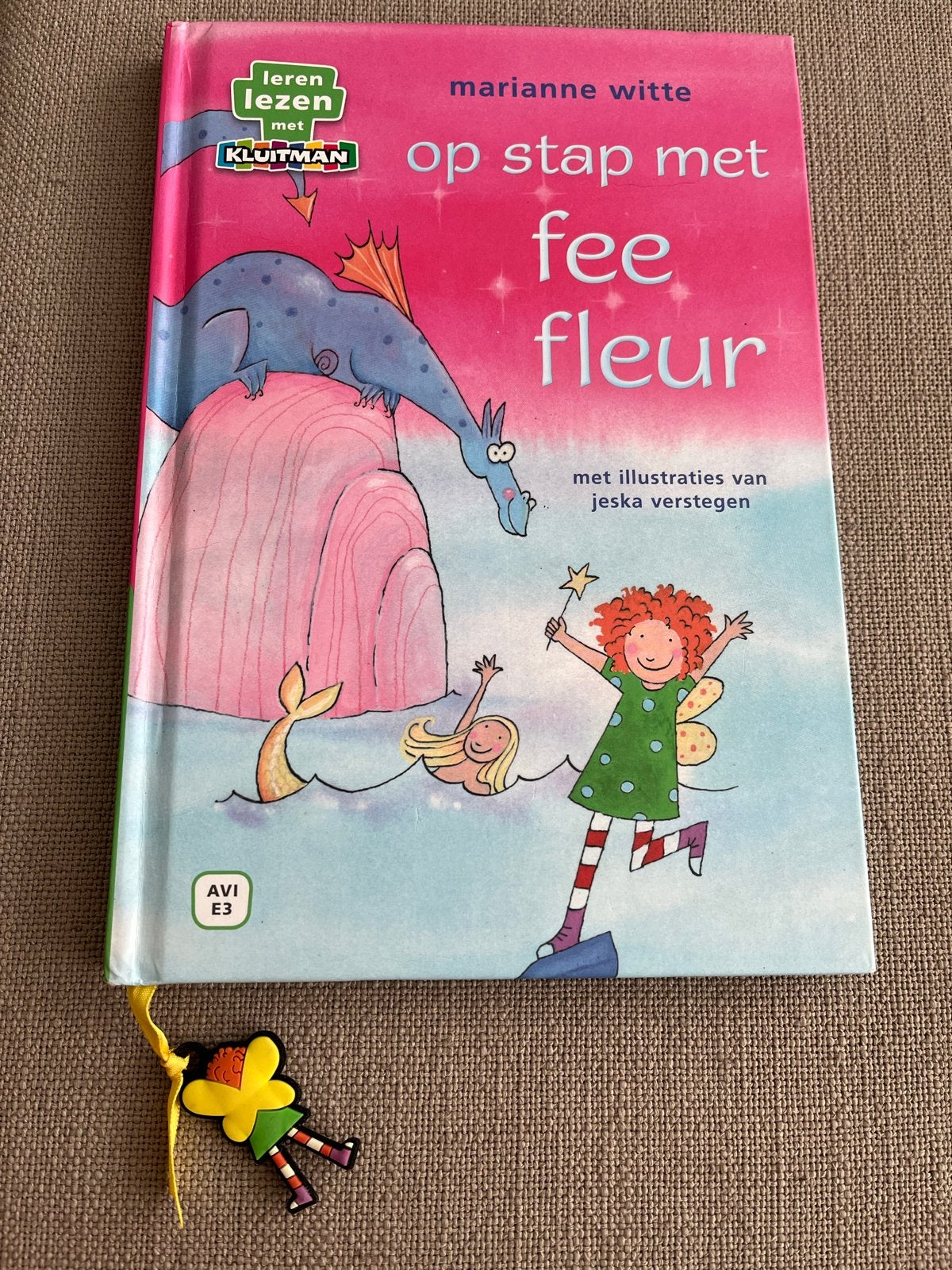 Op stap met Fee Fleur - Leren lezen AVI E3, Ophalen, Zo goed als nieuw, Fictie algemeen