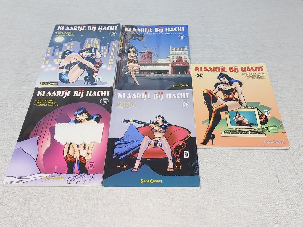 Erotische strip Klaartje bij Nacht - Deel 2, 4, 5, 6, 8, Boeken, Meerdere stripboeken, Ophalen of Verzenden, Gelezen, Jordi Bernet, Carlos Trillo, Eduardo Maicas