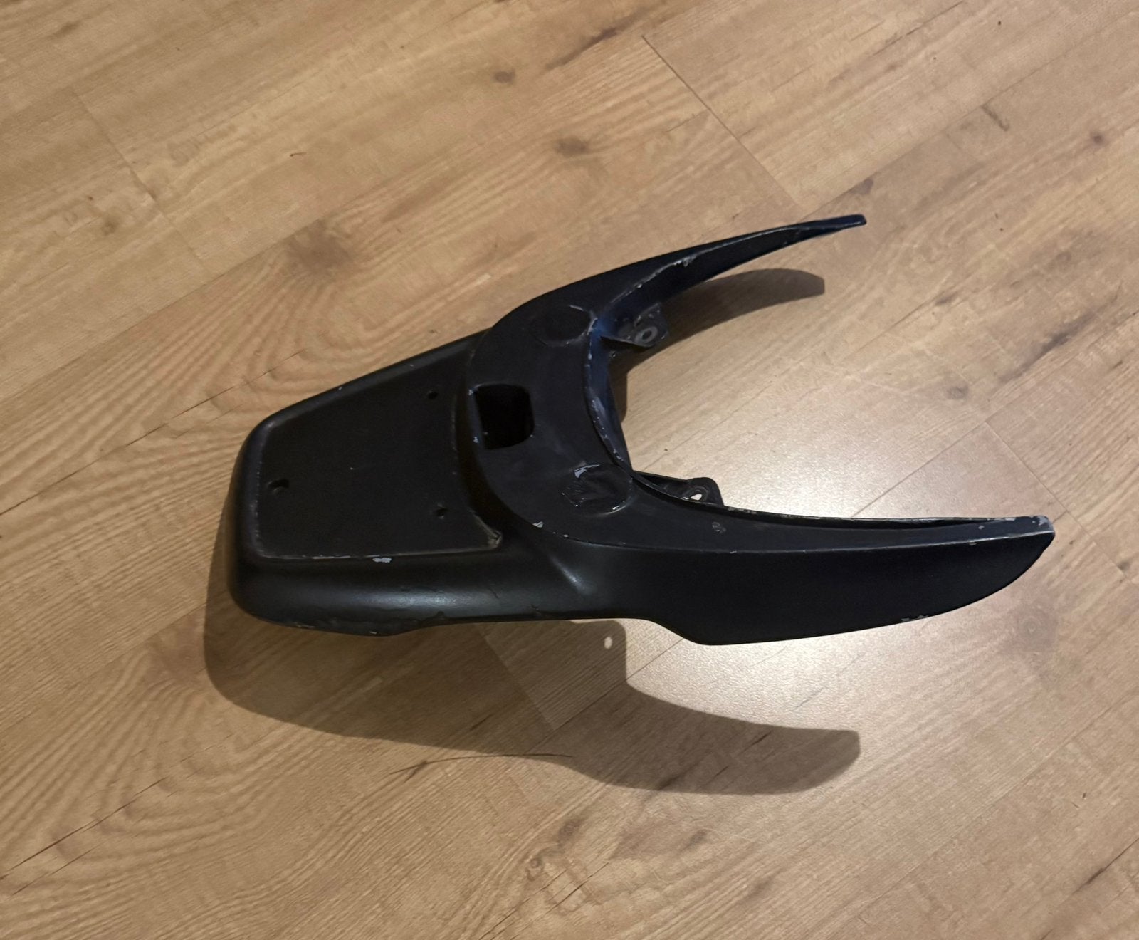 Originele Piaggio Zip SP98 / Type 3 Vleugel-Spoiler Zwart, Fietsen en Brommers, Verzenden, Zip, Zo goed als nieuw, Benzine