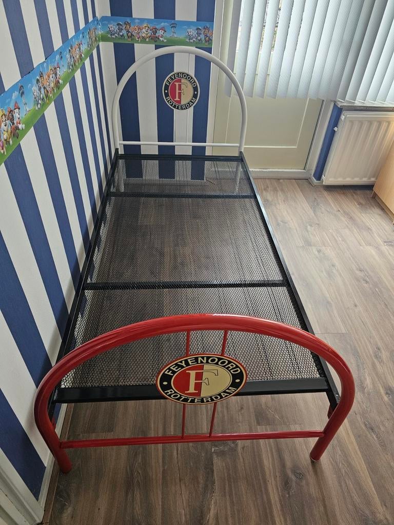 Feyenoord eenpersoonsbed, Ophalen, 90 cm, Eenpersoons, Wit