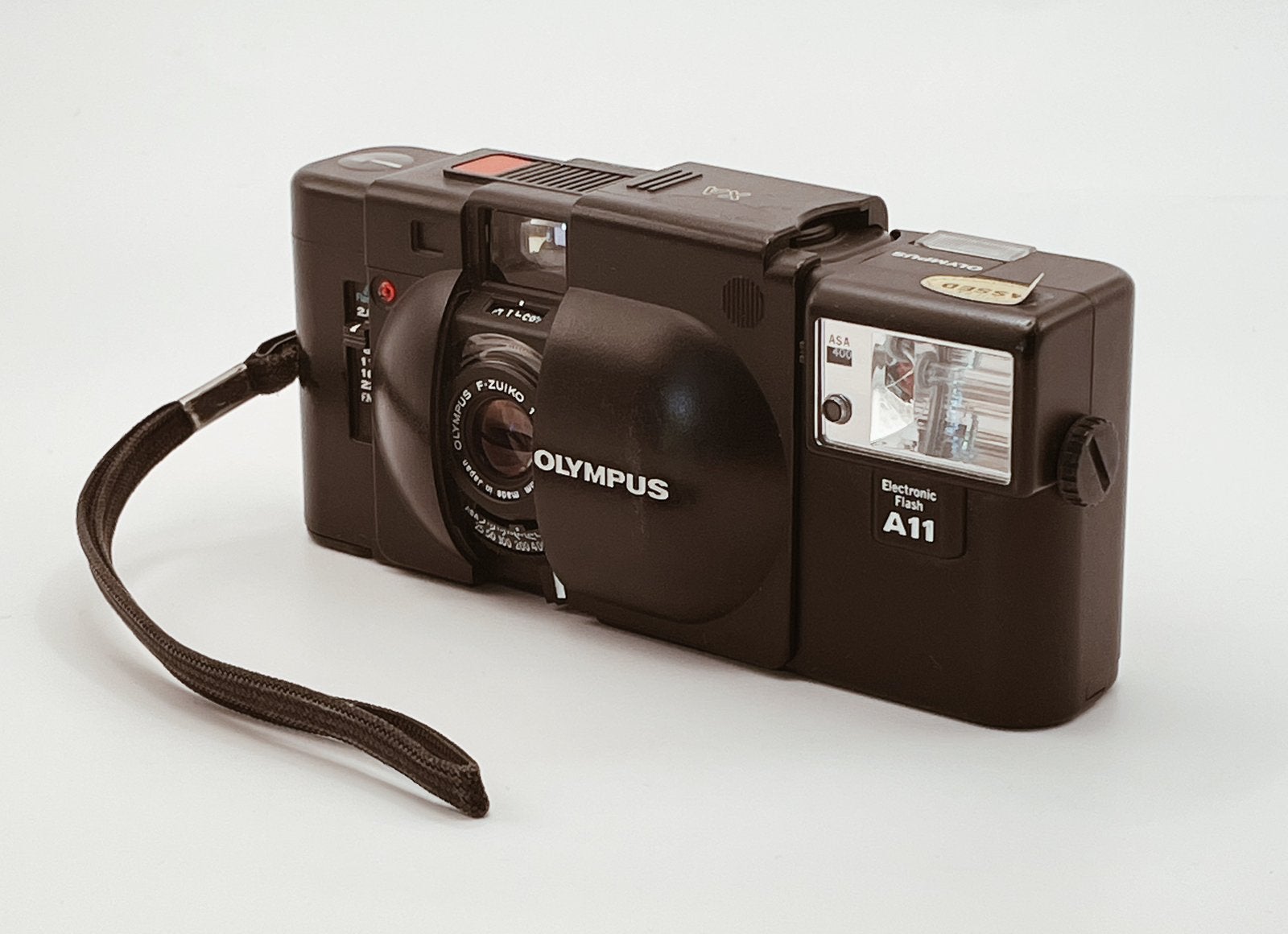 Olympus XA + A11 flash, cult compact rangefinder, Audio, Tv en Foto, Fotocamera's Analoog, Ophalen, Gebruikt, Compact, Olympus
