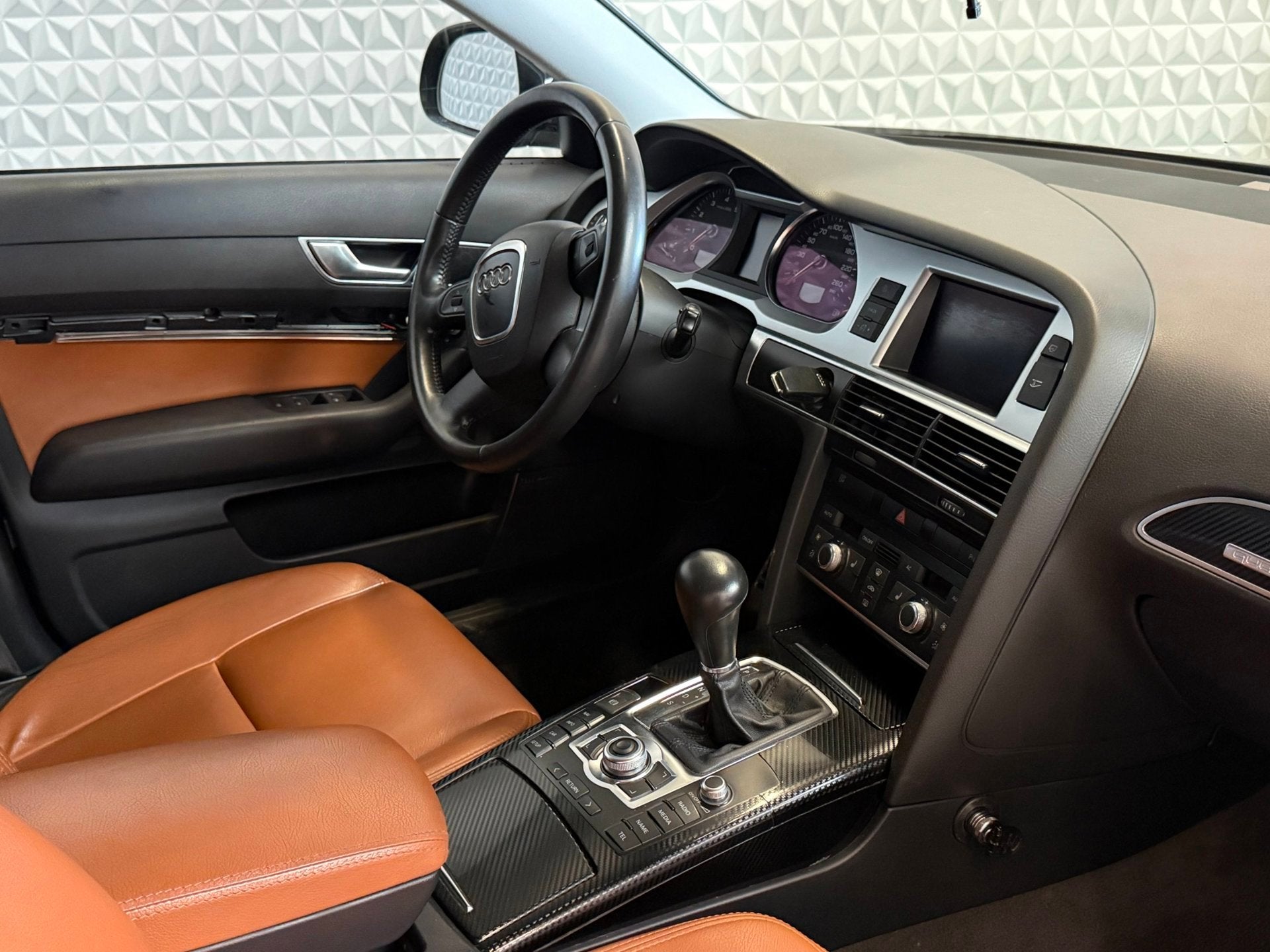 Audi A6 Avant 3.0 TFSI quattro / MOTOR DEFECT ? ! (2009), Euro 5, Gebruikt, 2995 cc, Zwart