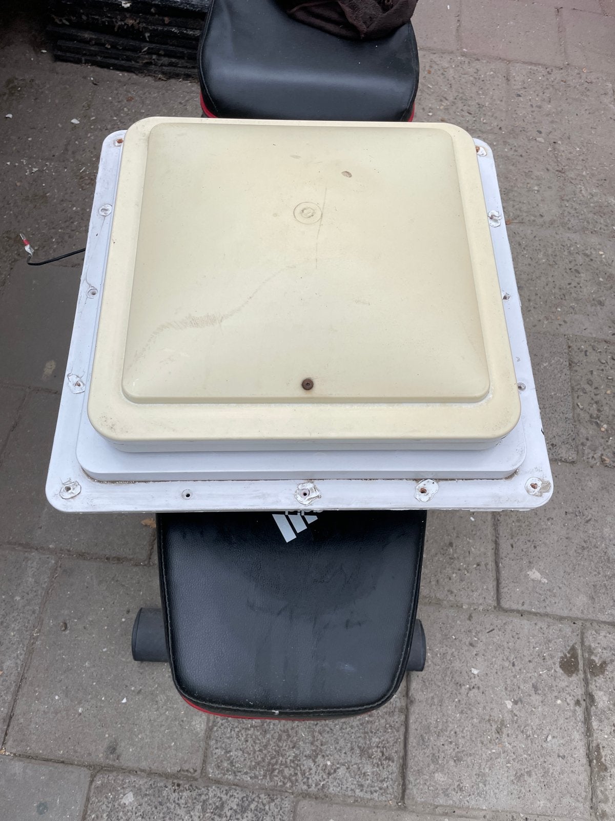 DAKVENTILATOR CAMPER DOMETIC, Caravans en Kamperen, Ophalen, Gebruikt