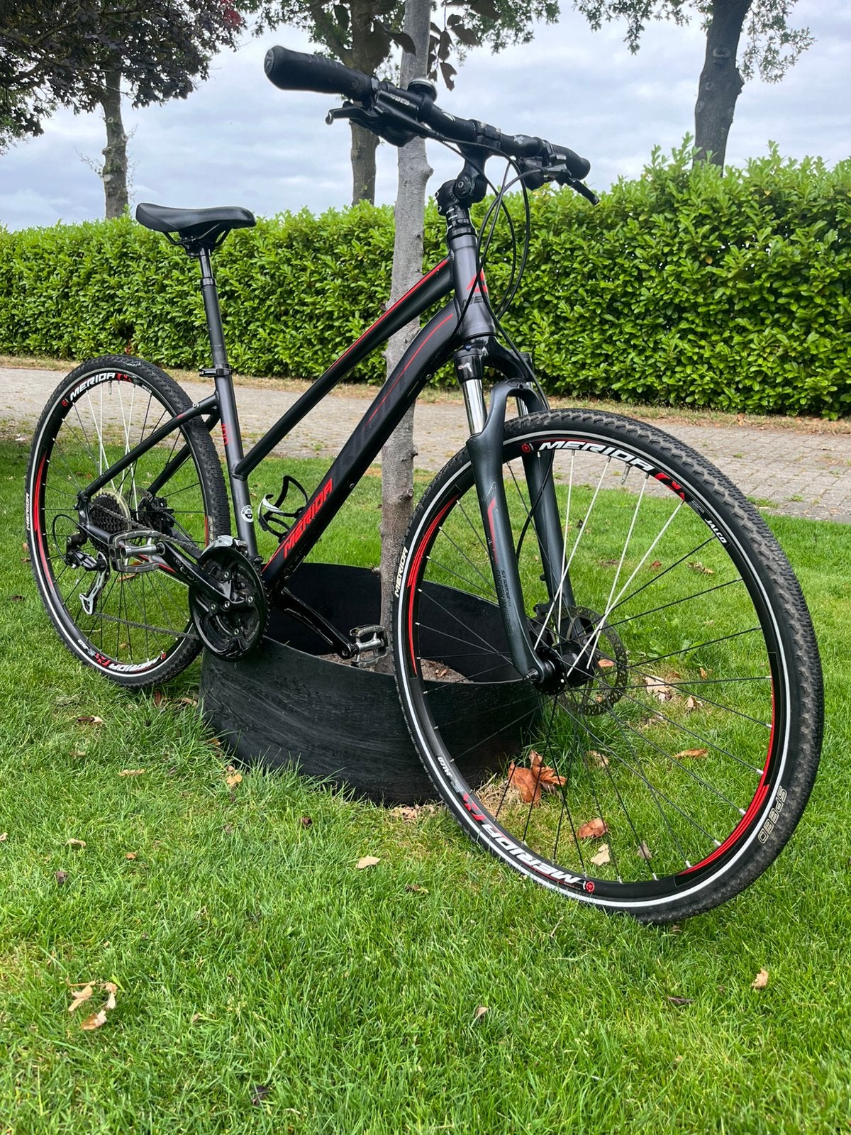 Merida Crossway 100, 28 inch, Gebruikt, Minder dan 47 cm, Meer dan 20 versnellingen