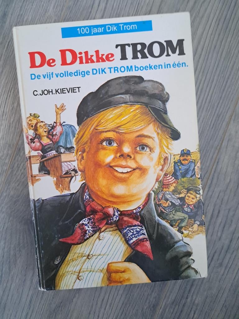 Dik Trom, 5 boeken in 1 van C.Joh.Kieviet
In goede staat., Ophalen of Verzenden, Zo goed als nieuw