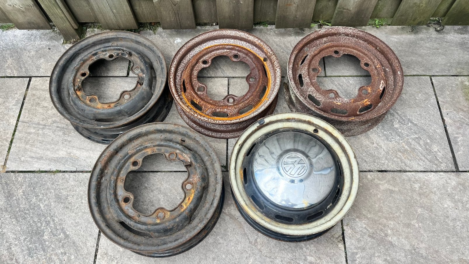Vw kever en T1 spijlbus velgen, Ophalen, Volkswagen