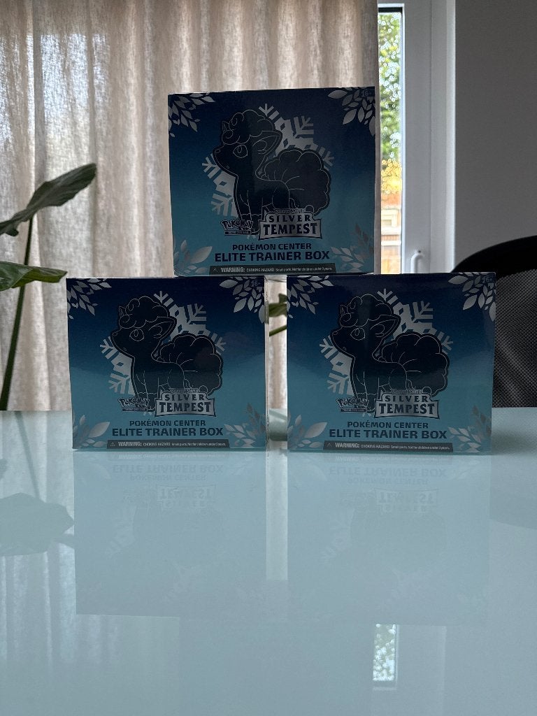 Pokemon Center Silver Tempest ETB, Ophalen of Verzenden, Nieuw, Overige typen