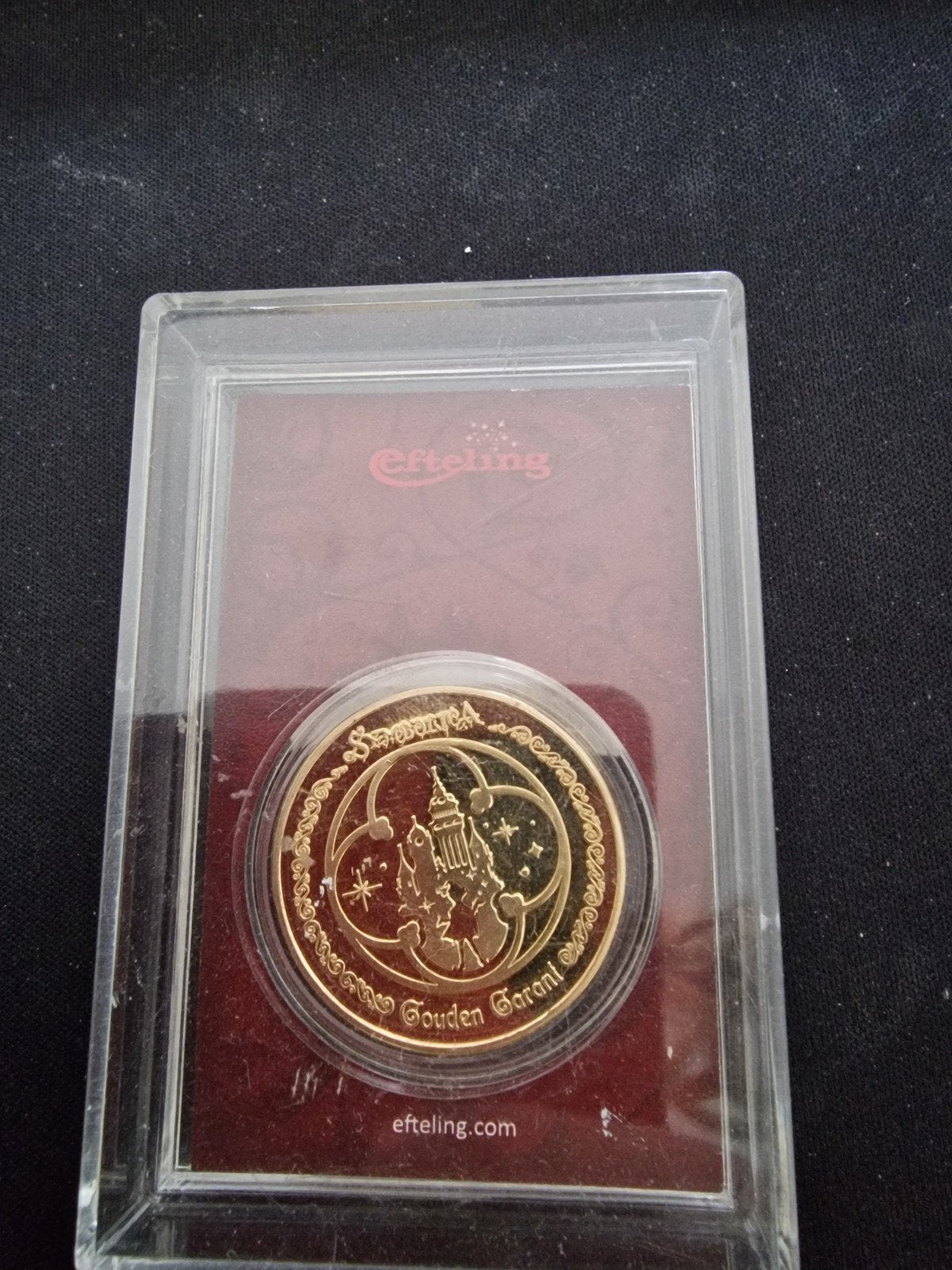 Gouden simbolica munt, Verzamelen, Ophalen, Button of Speldje