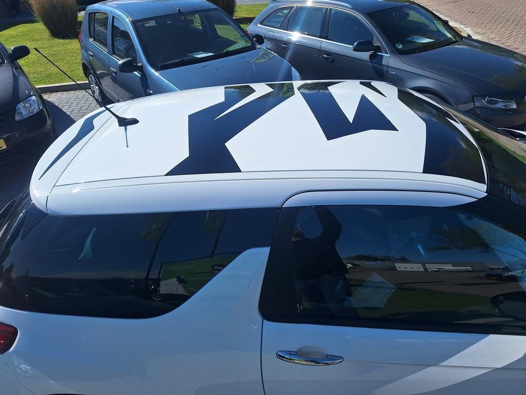 Citroen DS3 1.6 So Chic in White / Super netjes / APK jan 20, Voorwielaandrijving, Euro 5, 4 cilinders, Wit